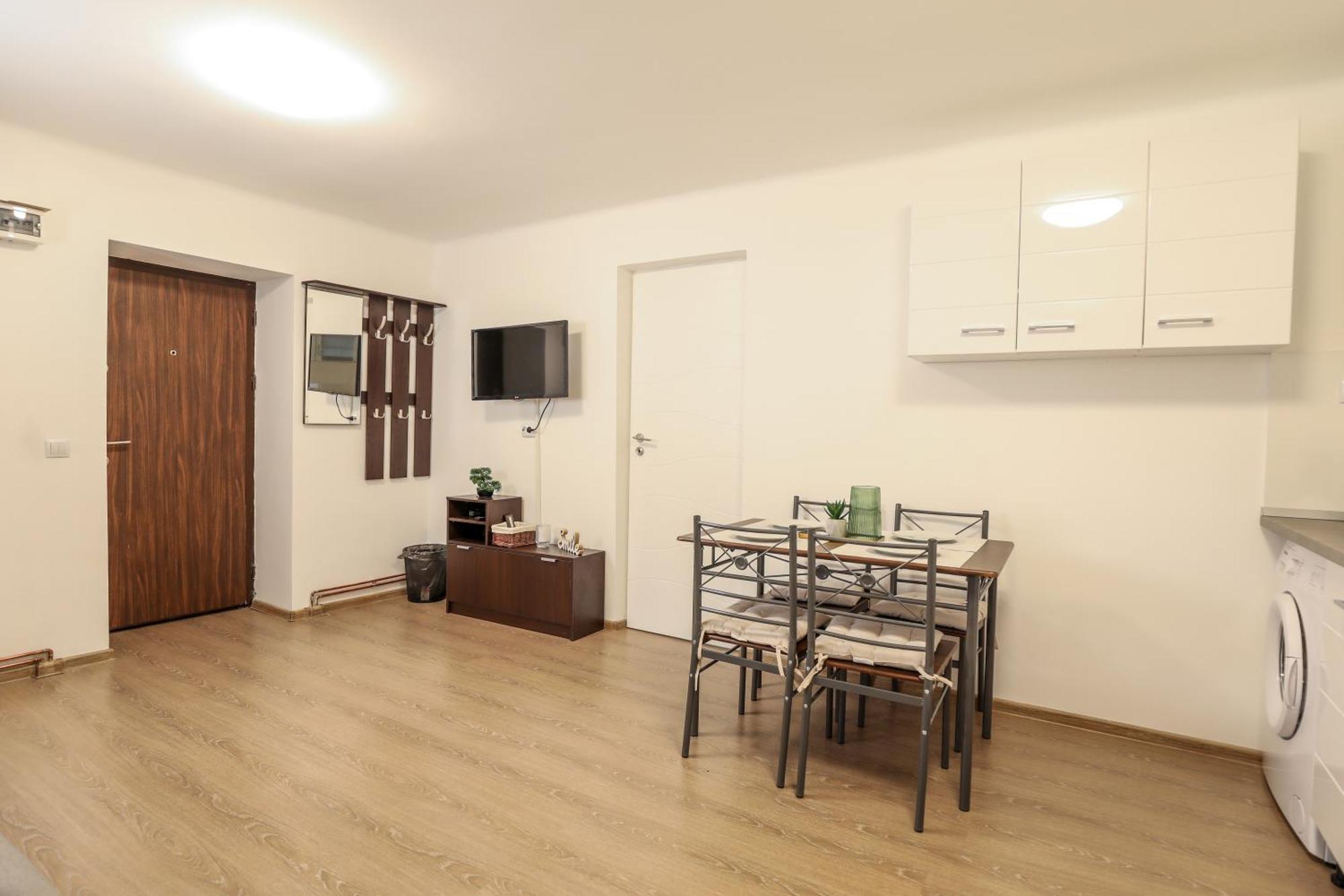 Sub-level Urban Apartment